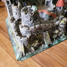 Load image into Gallery viewer, German Made Elastolin Medieval Knight Defense Castle w/5 MARX Knights